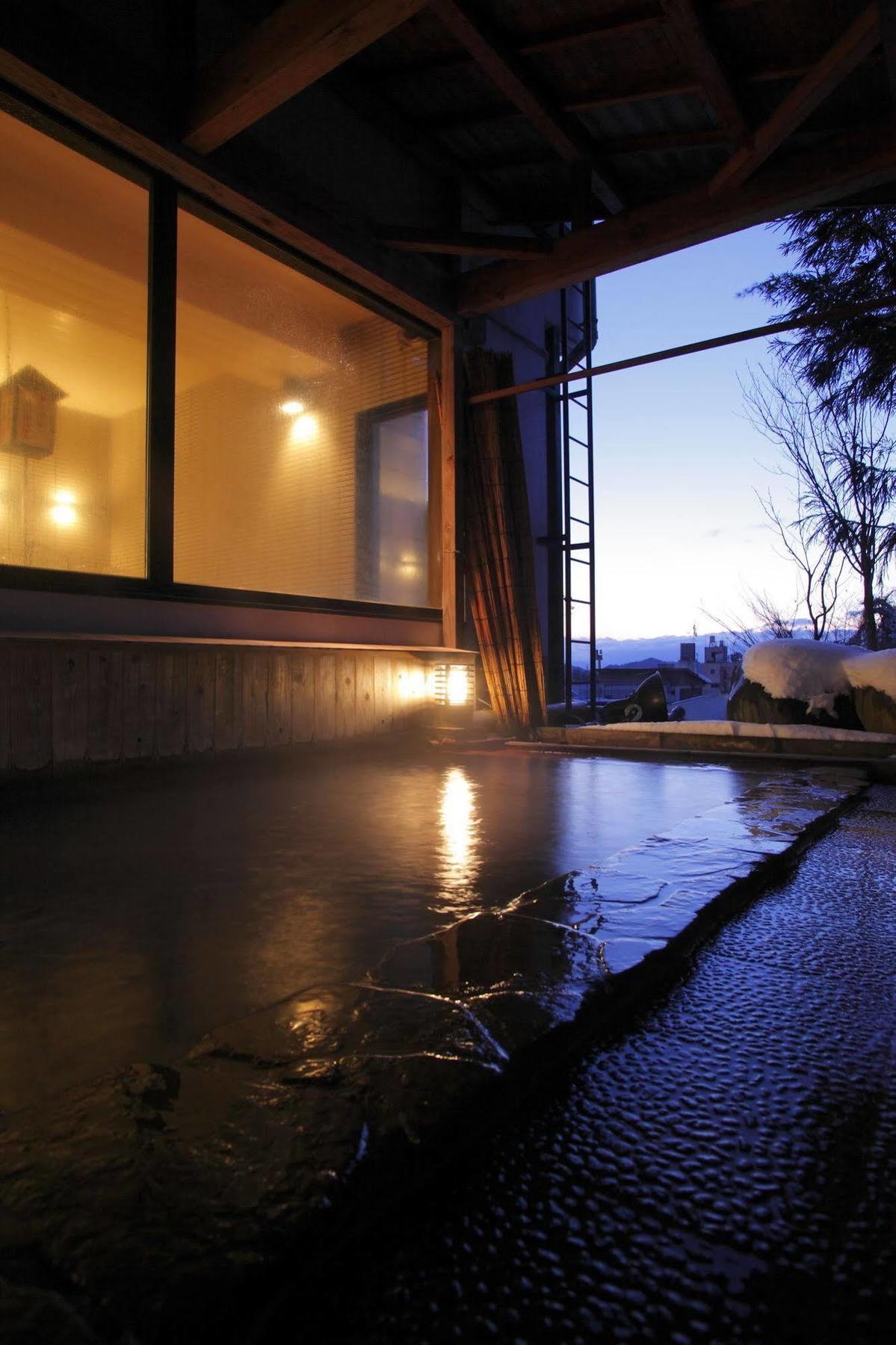 Shibu Onsen Sakaeya Hotel Yamanouchi  Exterior foto